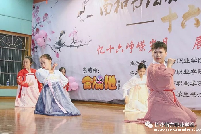 1578112581371292.jpg 640.webp (13).jpg